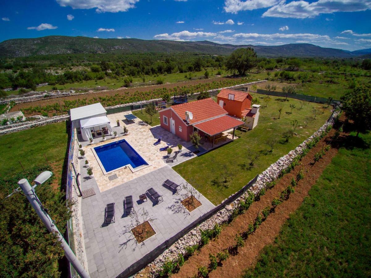 Vacation House Radosic Radosic  Bagian luar foto
